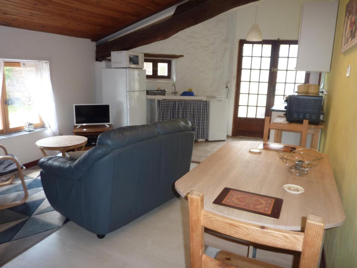 La Metairie Apartment Parthenay Ngoại thất bức ảnh