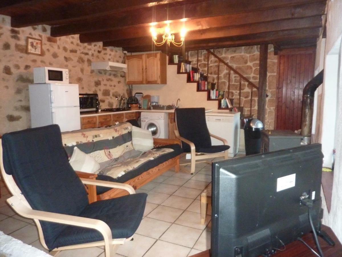 La Metairie Apartment Parthenay Ngoại thất bức ảnh